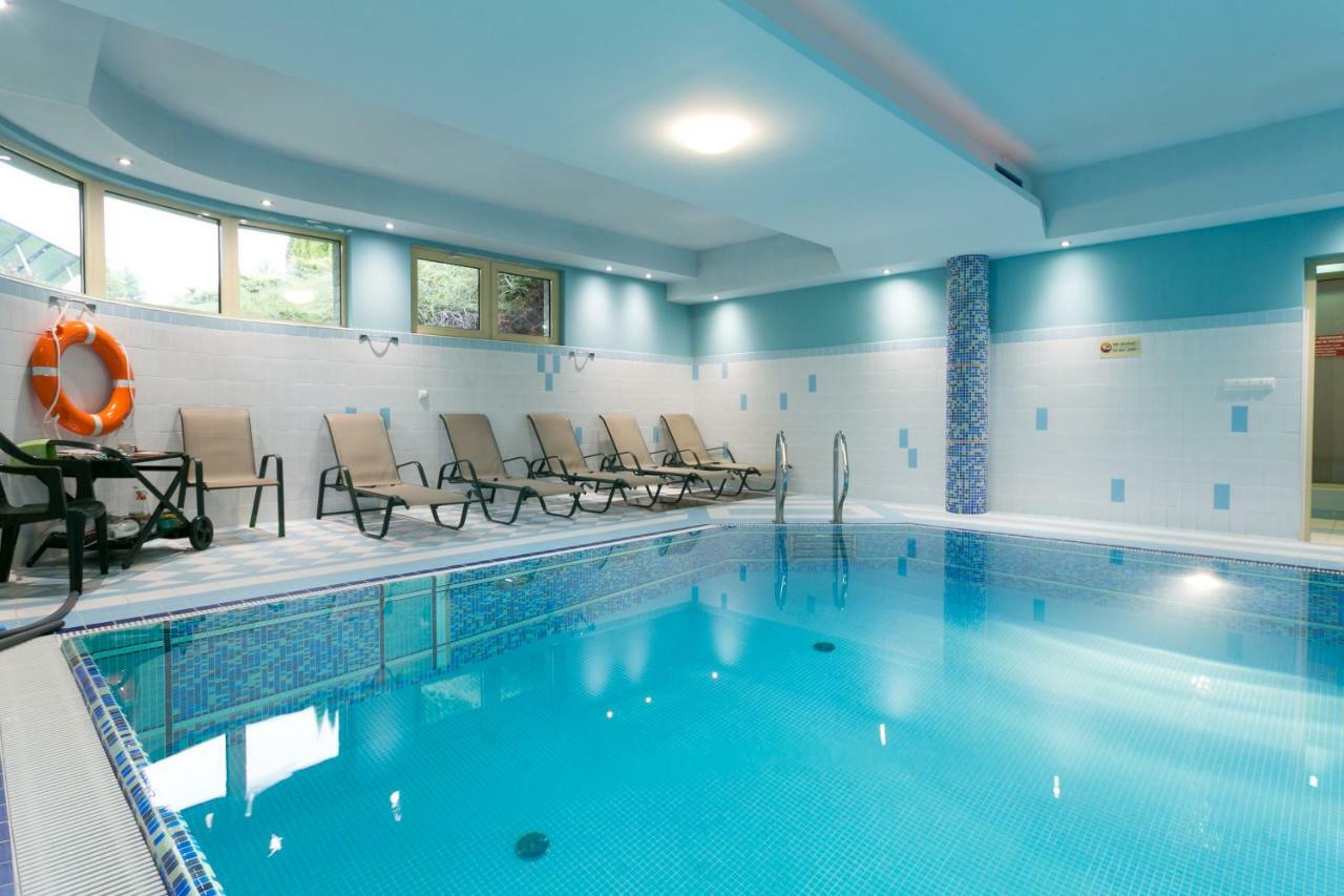 Apartament Pomaranczowy Z Basenem I Sauna コシチェリスコ エクステリア 写真